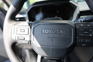 Toyota Hilux – thumbnail 23