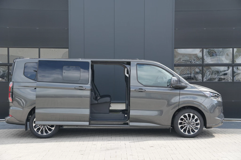 Ford Tourneo Custom – foto 7