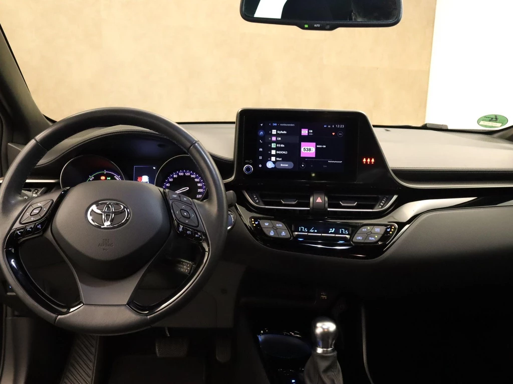 Toyota C-HR – foto 15