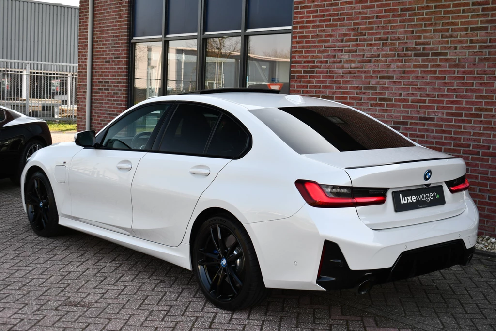 BMW 3 Serie – foto 12