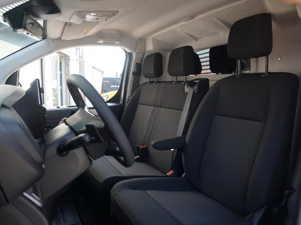 Opel Vivaro – foto 15