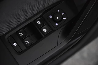 SEAT Leon – thumbnail 18