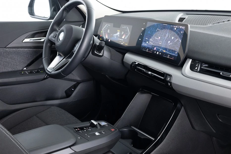 BMW iX2 – foto 12