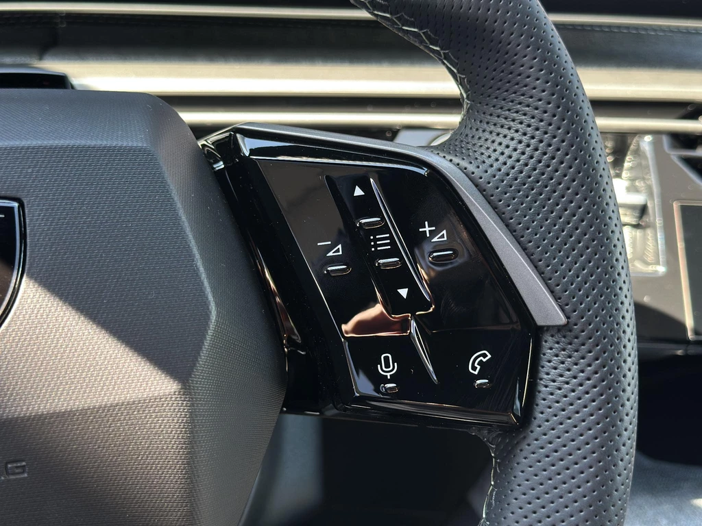 Peugeot e-5008 – foto 35
