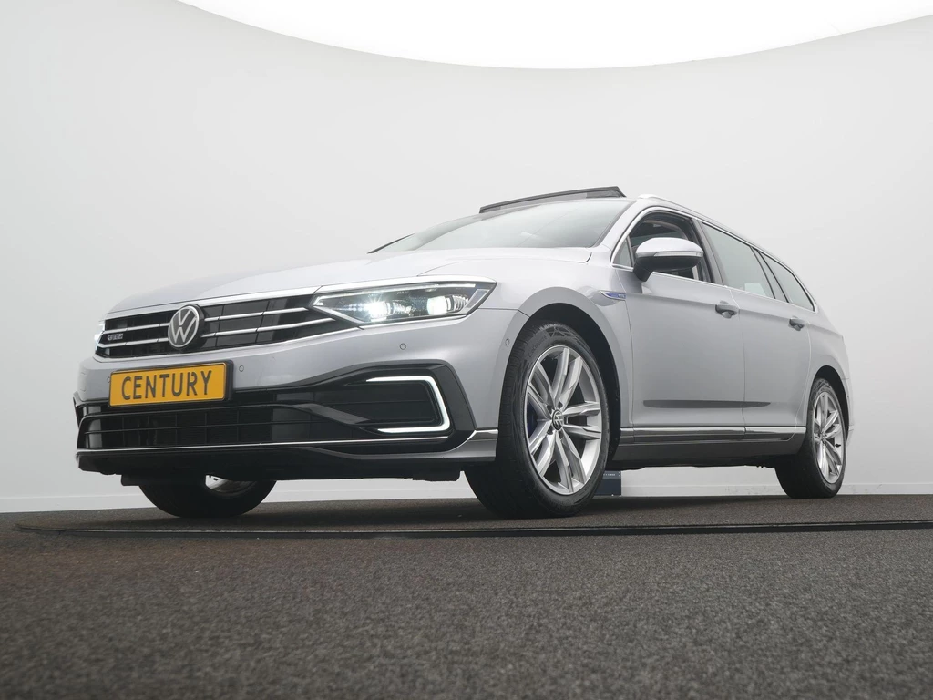 Volkswagen Passat – foto 2