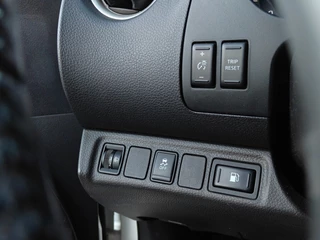 Nissan Navara – thumbnail 25