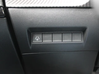 Peugeot 208 – thumbnail 22