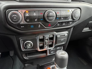 Jeep Wrangler – thumbnail 21