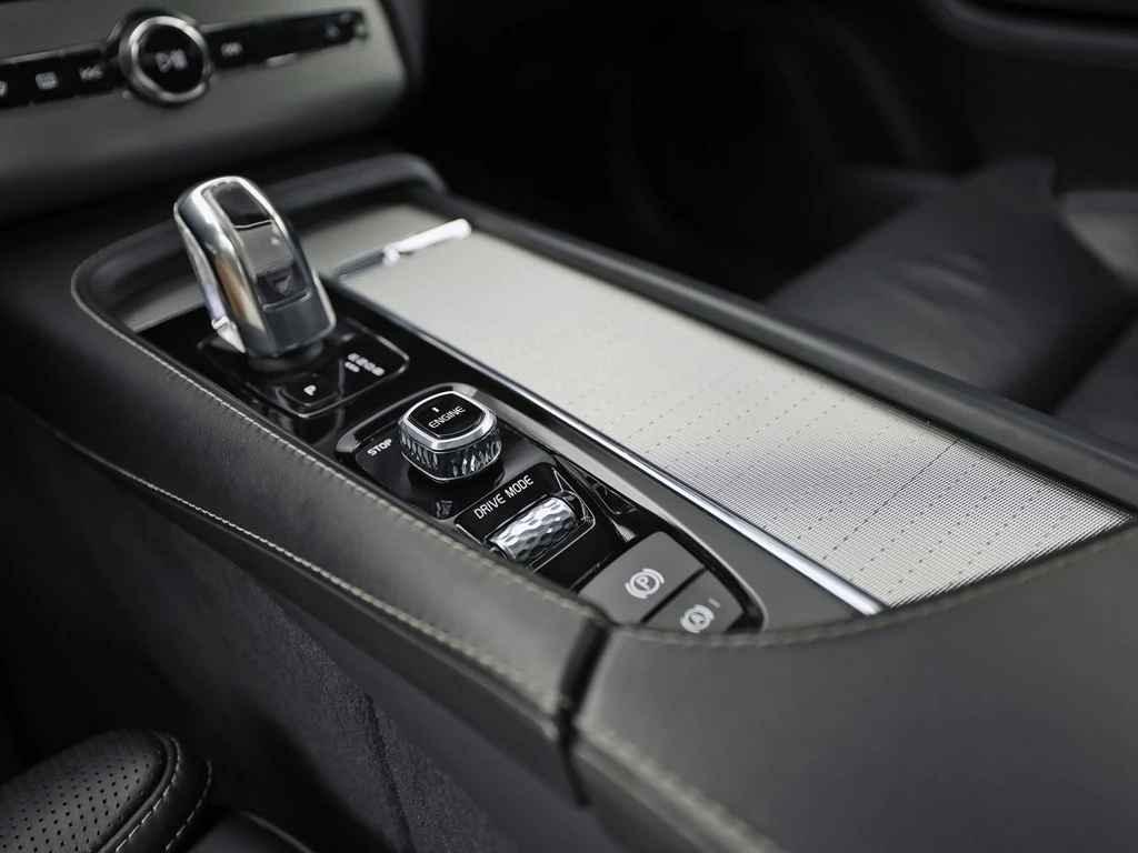 Volvo XC90 – foto 13