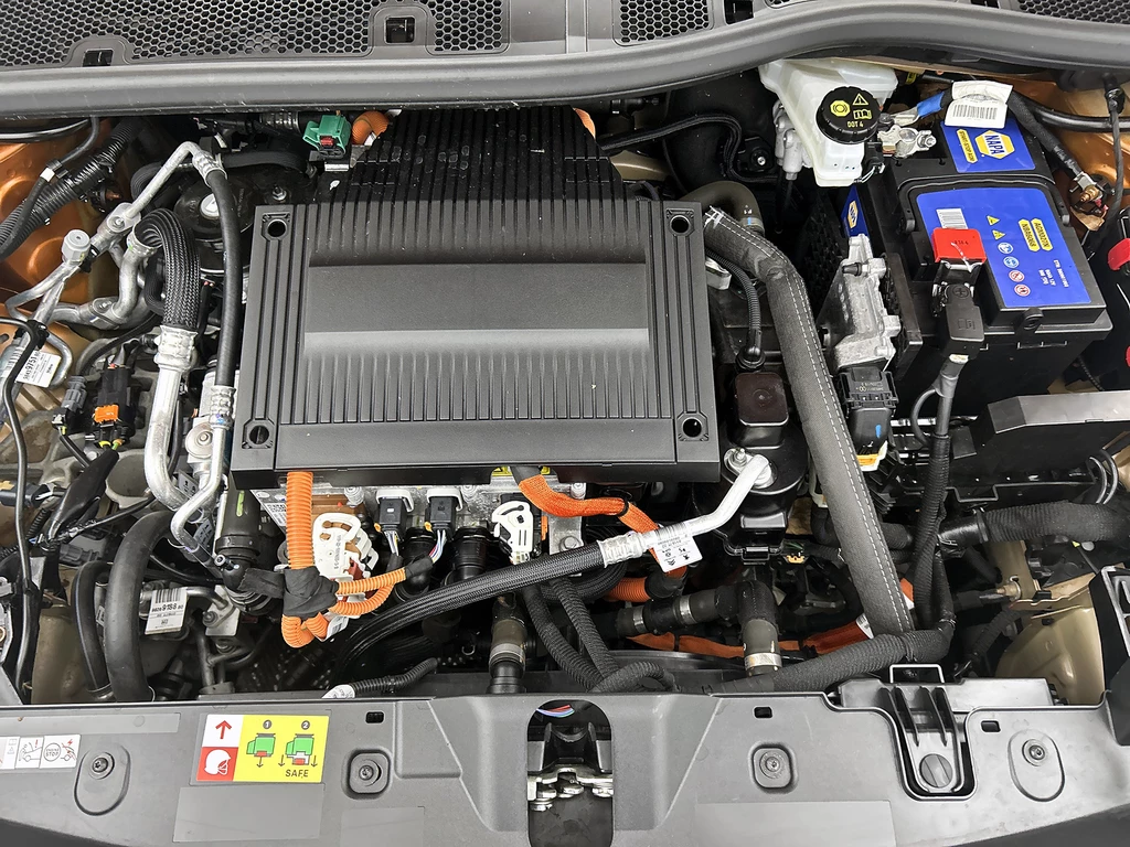 Peugeot e-2008 – foto 31