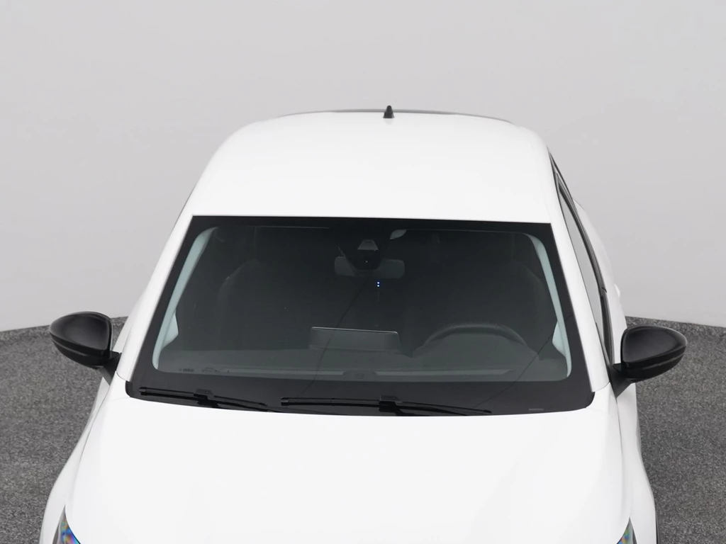 Peugeot e-208 – foto 35