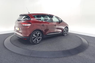 Renault Scénic – thumbnail 12