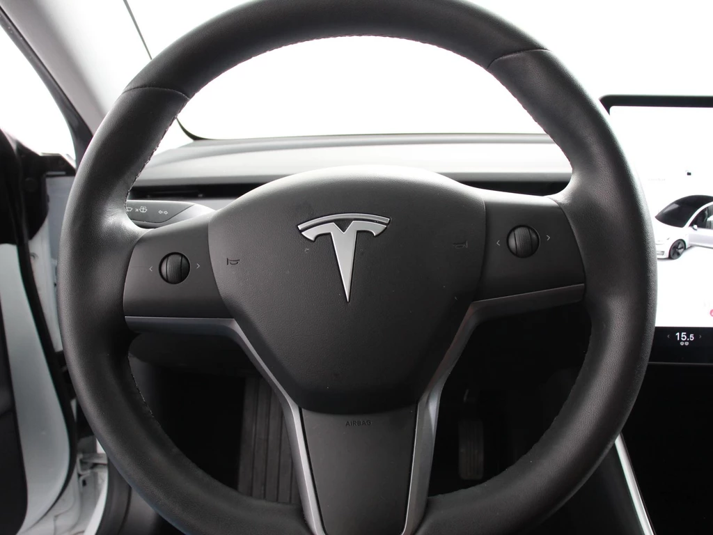 Tesla Model 3 – foto 21