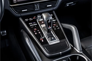 Porsche Cayenne – thumbnail 21