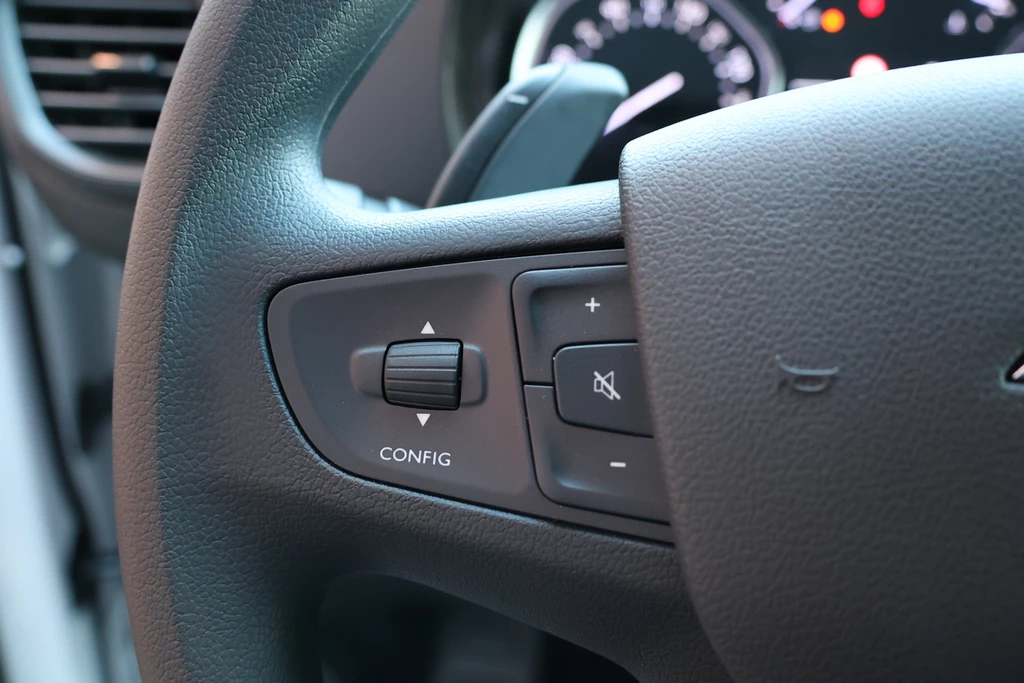 Opel Vivaro – foto 15