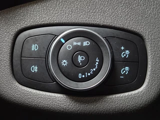 Ford Transit Connect – thumbnail 20