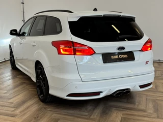 Ford Focus – thumbnail 3