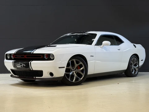Dodge Challenger DODGE 3.6 V6 | Schuifdak | Camera | Climate Control