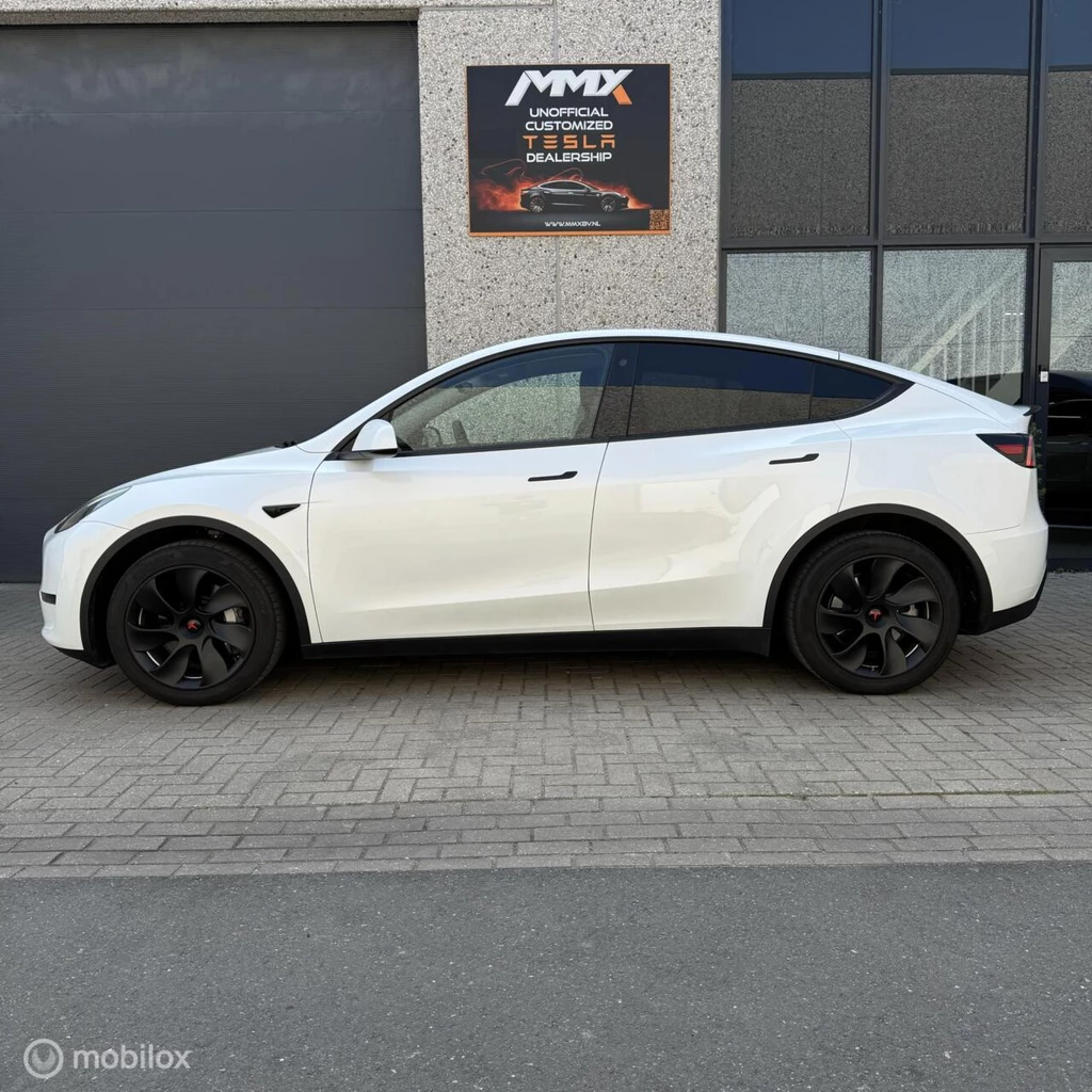 Tesla Model Y – foto 2