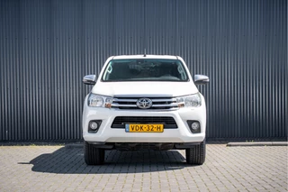Toyota Hilux – thumbnail 8
