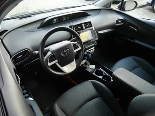 Toyota Prius – thumbnail 9