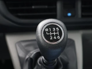 Ford Transit Custom – thumbnail 48