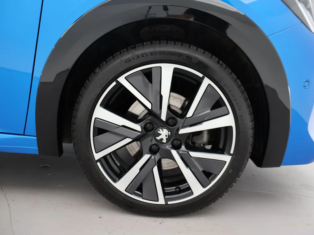 Peugeot 208 – foto 12