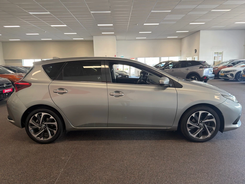 Toyota Auris – foto 6