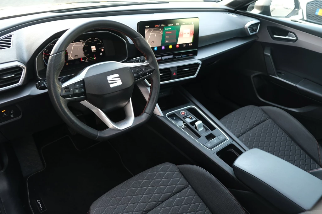 SEAT Leon – foto 8