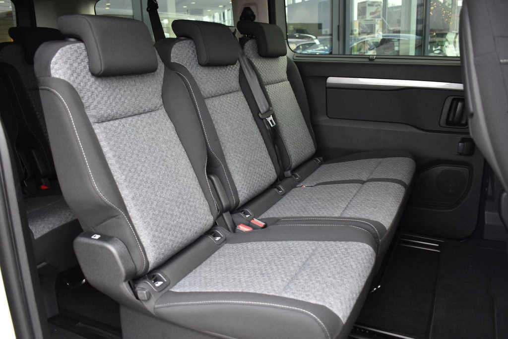 Opel Zafira e-Life – foto 15