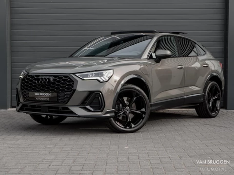 Audi Q3 Sportback 45 TFSI e S-Line Pano CarPlay 20" Keyless ACC BTW Chronos