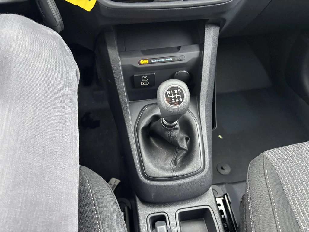 Ford Transit Courier – foto 13