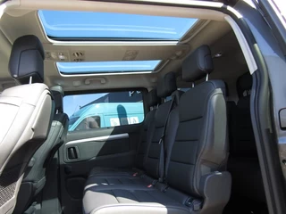 Peugeot e-Traveller – thumbnail 12
