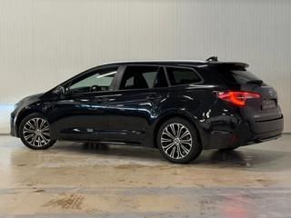 Toyota Corolla Touring Sports – thumbnail 2