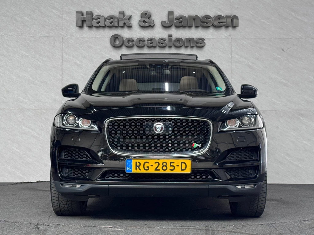 Jaguar F-PACE – foto 8