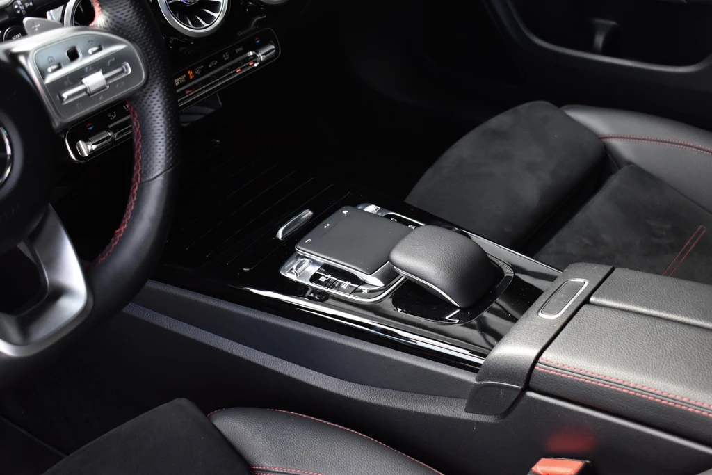 Mercedes-Benz CLA – foto 16