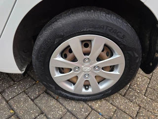 Hyundai i10 – thumbnail 15