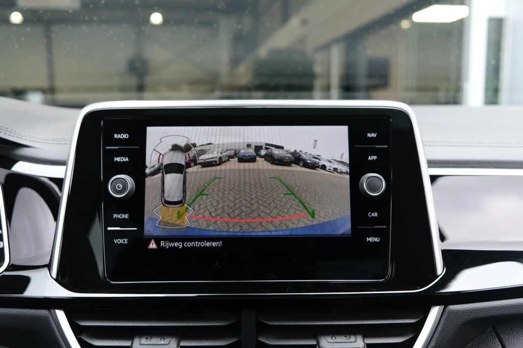 Volkswagen T-Roc – foto 24
