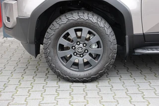 Toyota Land Cruiser – thumbnail 8