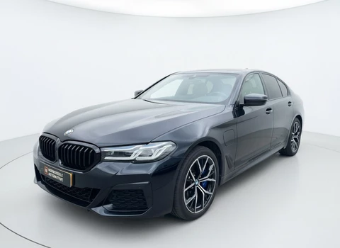 BMW 5 Serie 545E XD M Sport LASER Light, CRUISE 360 camera