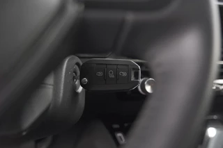 Peugeot 208 – thumbnail 23