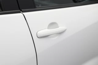 Toyota Yaris – thumbnail 25