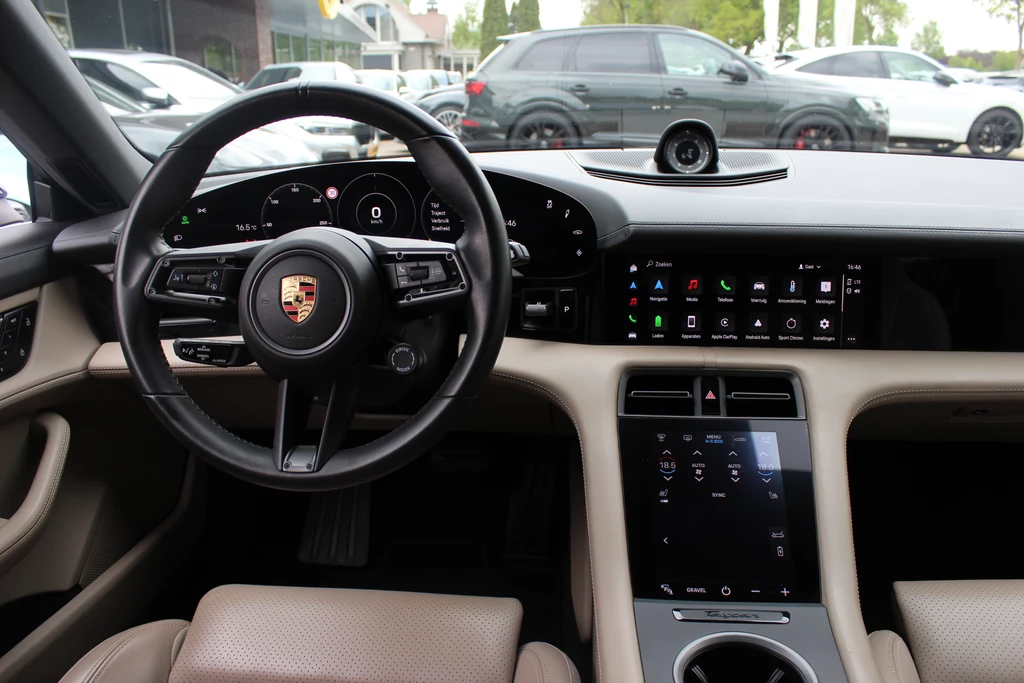 Porsche Taycan – foto 12