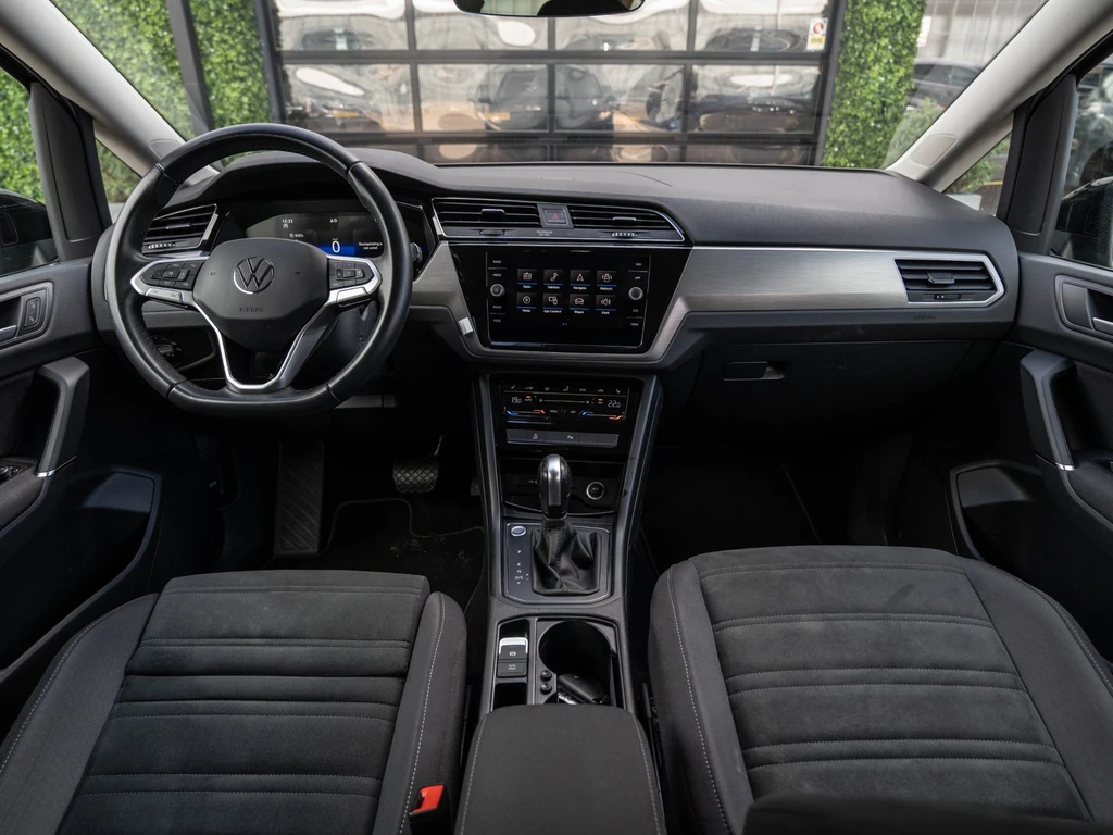 Volkswagen Touran – foto 19