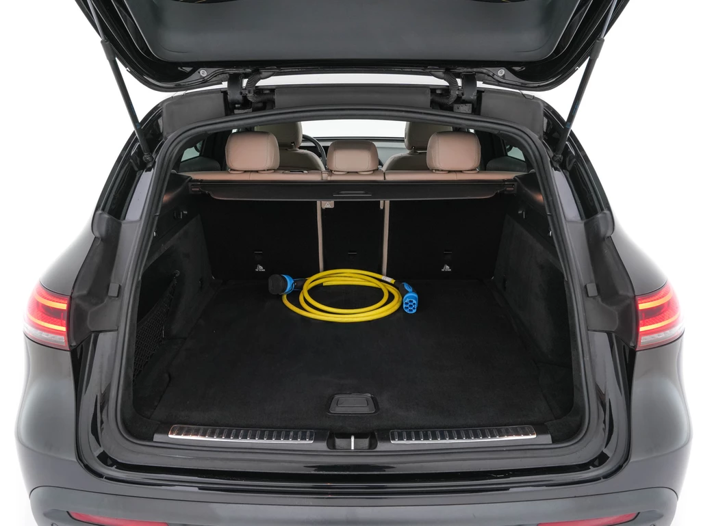 Mercedes-Benz EQC – foto 11