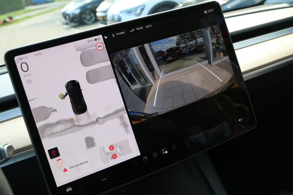 Tesla Model Y – foto 11