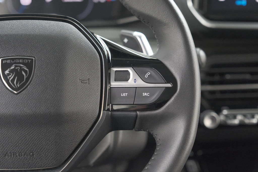 Peugeot 208 – foto 40
