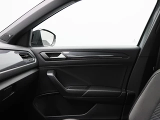 Volkswagen T-Roc – thumbnail 37
