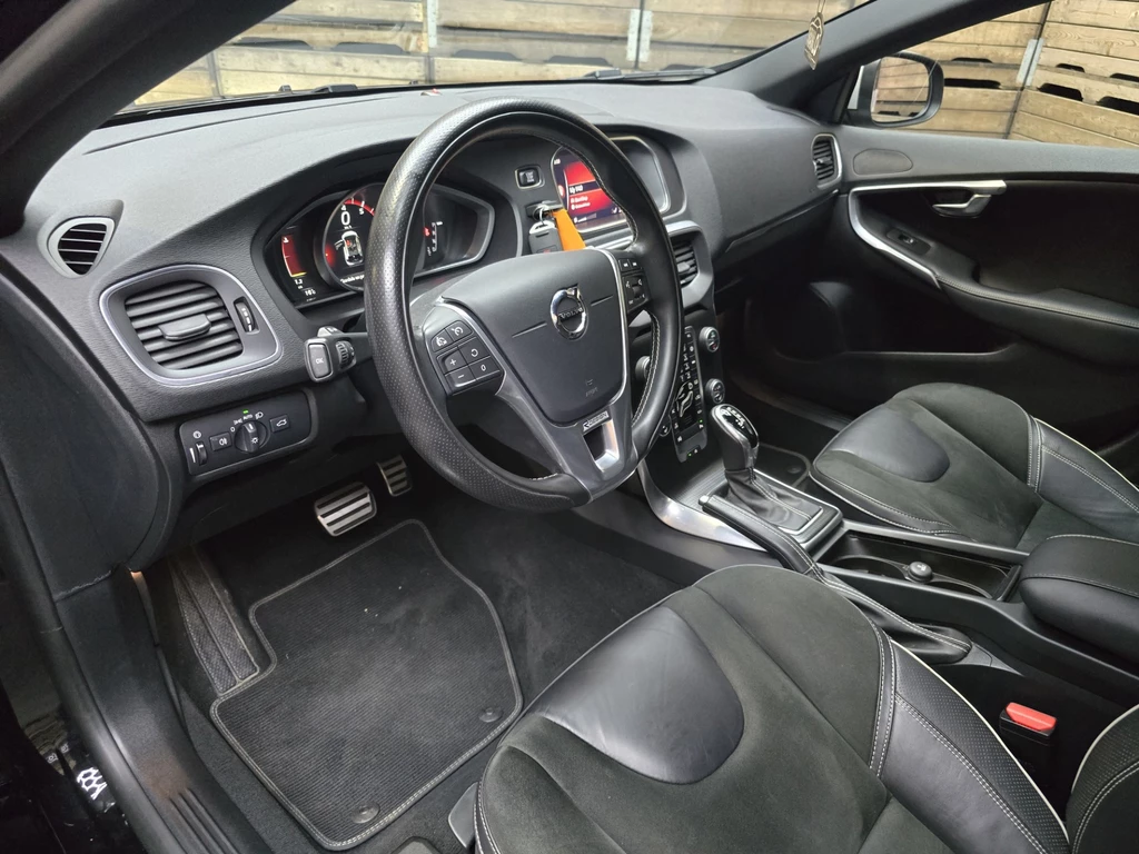 Volvo V40 – foto 9
