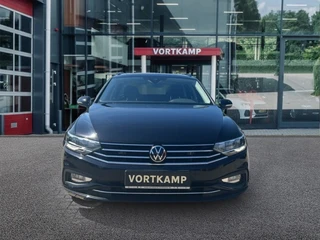 Volkswagen Passat – thumbnail 8